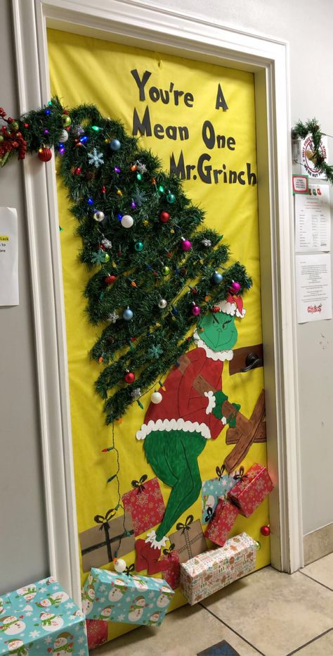 Christmas Classroom Door Decorations, Christmas Door Decorating Ideas, Grinch Door, Christmas Door Decorating, Classroom Door Decorations, Door Decorating Ideas, Door Decorations Classroom Christmas, Classroom Christmas Decorations, Holiday Door Decorations