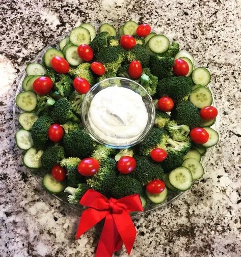 Make Ahead Christmas Appetizers, Best Christmas Appetizers, Jul Mad, Fest Mad, Aktiviti Kanak-kanak, Decorações Com Comidas, Christmas Recipes Appetizers, Christmas Entertaining, Christmas Food Dinner