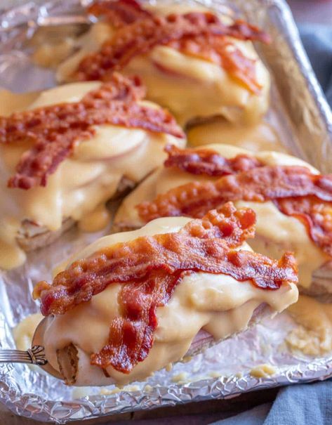 Kentucky Hot Brown Sandwich Recipe - A Well Seasoned Kitchen Hot Brown Recipe Kentucky, Kentucky Hot Browns, Hot Brown Recipe, Hot Brown Sandwich, Open Face Turkey Sandwich, Kentucky Hot Brown Sandwich, Hot Browns, Brown Sandwich, Hot Sandwich Recipes