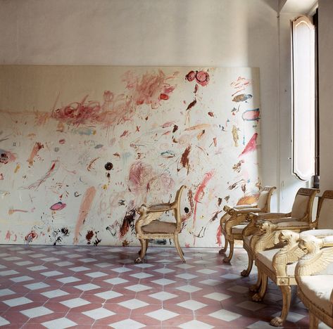 Cy Twombly's Fab Deconstructed Villa in Rome (1966) - Improvised Life Cy Twombly Paintings, Cy Twombly, Creation Art, Robert Rauschenberg, Jasper Johns, Action Painting, New Wall, Abstract Artists, Art Moderne