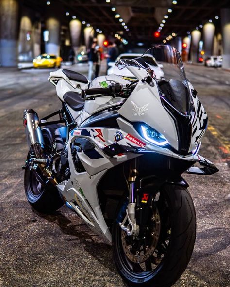 BMW S1000RR BMW S1000RR Bmw Motorcycle S1000rr, Hot Biker Guys, Biker Photography, Motos Yamaha, Kawasaki Bikes, Image Moto, M Power, Motorcross Bike, Bike Pictures