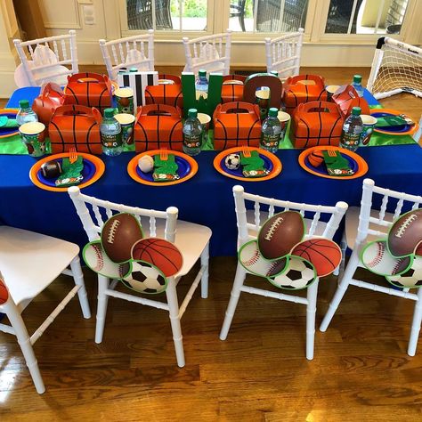 Basketball Theme Birthday, Kids Sports Party, Sports Baby Shower Theme, 2nd Birthday Party For Boys, Sports Baby Shower, Sports Theme Birthday, Ball Birthday Parties, Sports Birthday Party, Football Birthday Party