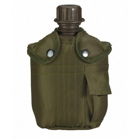 Military one quart canteen with the olive drab canteen cover. Color: Green. Canteen Water Bottle, Army Navy Store, Kids Army, Water Canteen, Camping Accesorios, Army Gears, Chef Wear, Tactical Shirt, Uniform Accessories