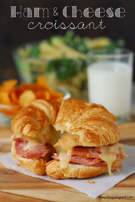 Ham And Cheese Croissants, Ham And Cheese Croissant, Cheese Croissant, Croissant Sandwich, Croissant Recipe, Ham Sandwiches, Ham Recipes, Chapati, Soup And Sandwich