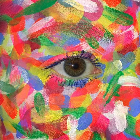 Anna Meder🌸 on Instagram: “Happiness🎨 Oil on canvas Abstractionism I didn’t draw my favorite abstraction for a long time. @brinbeans inspired me to create this…” Abstractionism Art, Unique Makeup, Rainbow Hair, Eye Art, Makeup Art, Inspire Me, Oil On Canvas, Moose Art, To Create