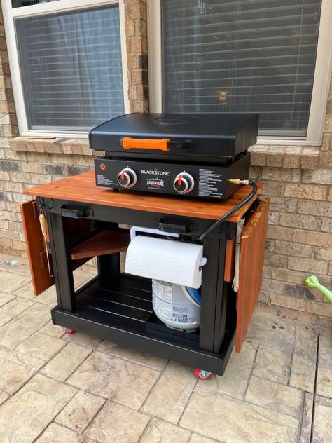 Portable Bbq Stand, Blackstone Griddle Diy Cart, Black Stone Grill Set Up, Blackstone Cart Ideas, Tabletop Blackstone Stand Diy, Diy Blackstone Griddle Stand, Griddle Stand Diy, Blackstone Griddle Table Diy, Diy Blackstone Griddle Surround