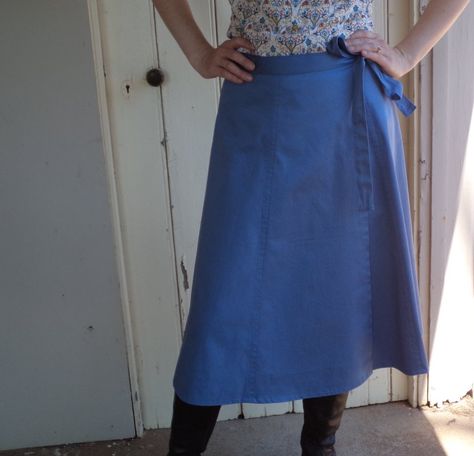 Free patterns Archives - Page 2 of 2 - The Craft of Clothes Zero Waste Sewing Patterns, Zero Waste Sewing, Zero Waste Pattern, Culottes Pattern, Waste Fashion, Wrap Skirt Pattern, Sewing Garments, Indigo Dyed Fabric, Pattern Draping