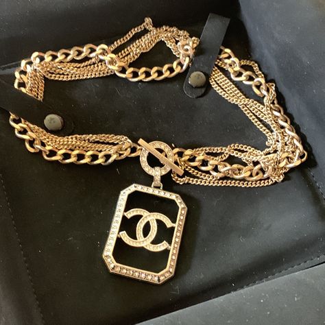 New Chanel Show Stopper Necklace Sold Out Chanel Jewellery Necklace, Coco Chanel Pillow, Chanel Costume Jewelry Vintage, Necklace Gold Chanel, Chanel 22k Coco First, Costume Jewelry Chanel, Chanel Jewelry 2022, 90s Chanel Aesthetic, Chanel Pendant