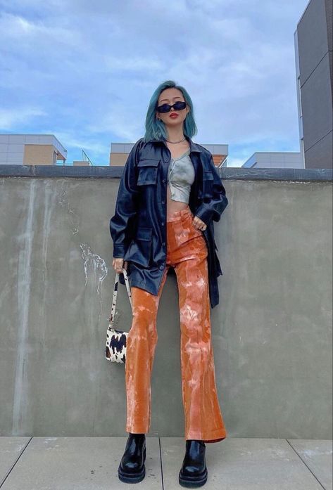 Winter Rave Outfits, Winter Rave, Alice Dellal, Dua Lipa Concert, Riverside Apartment, Aesthetic Egirl, 90s Cottagecore, Funky Patterns, Fits Inspiration