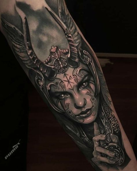 Tattoo Inner Arm, Viking Tattoos For Men, Shoulder Armor Tattoo, Valkyrie Tattoo, Viking Tattoo Sleeve, Zeus Tattoo, On Tattoo, Native American Tattoos, Armor Tattoo