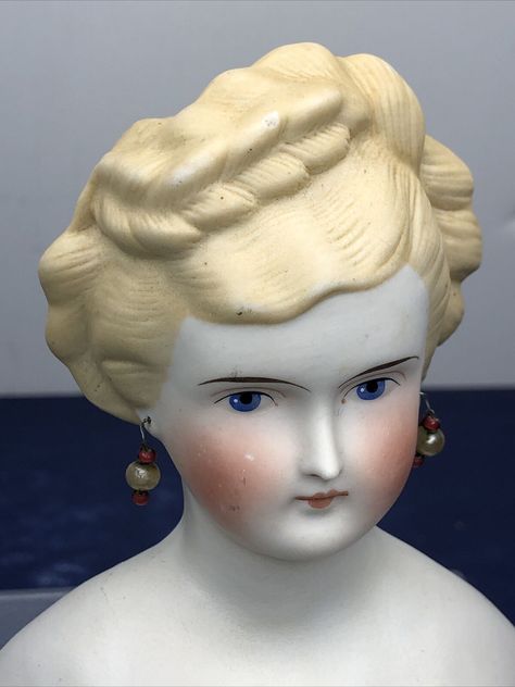 Porcelain Dolls Beautiful, Shoulder Plate, Antique Porcelain Dolls, China Doll, China Dolls, Antique China, Bear Doll, Doll Head, Antique Porcelain