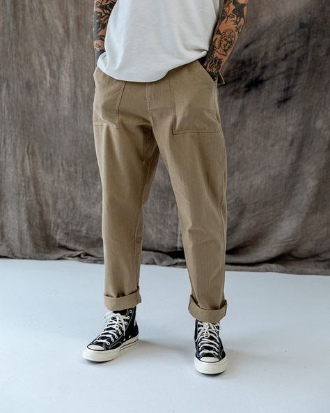 Estilo Vans, Guys Outfits, Guys Clothing Styles, Men Streetwear, Military Uniforms, Mens Outfit Inspiration, Cool Outfits For Men, Spark Joy, Us Military