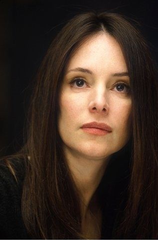 Madeline Stow Madeline Stowe, Madeleine Stowe, Actor Studio, Julianne Moore, Inspiring Women, Long Brown Hair, Favorite Actors, Famous Celebrities, Classic Beauty