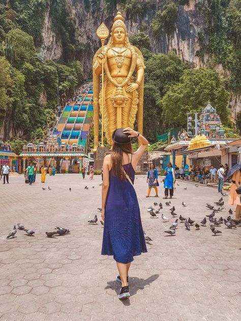 Batu Caves Photography, Ootd Traveling, Batu Cave, Malaysia Trip, Ig Profile Pic, Kuala Lampur, City Images, Travel Malaysia, Batu Caves