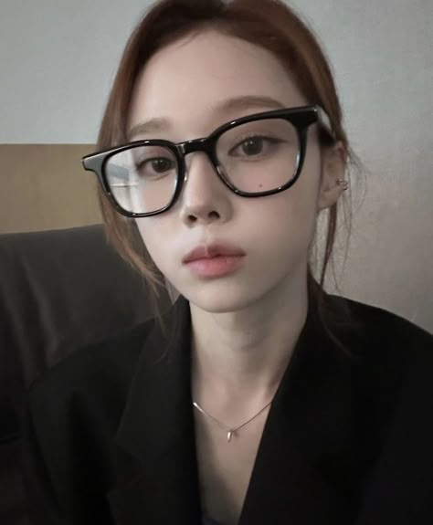 K Pop Idol, Winter Instagram, Aespa Winter, Winter Aespa, Wearing Glasses, October 5, Kim Min, Black Mamba, 인물 사진