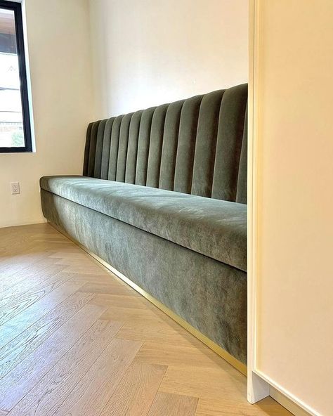 ALO Upholstery & Interiors 🇨🇦 | Look at this stunning channel back banquette with tons of storage space with a brass finish kick-board. 😍 From drawing to reality!… | Instagram Black Velvet Banquette, Velvet Banquette, Chair Reupholstery, Upholstered Banquette, Banquet Seating, Modern Renovation, Instagram Look, Bench Seat, Banquette