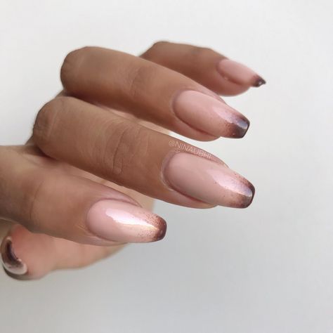 NINA UBHI Dubai Makeup Artist (@ninaubhi) • Instagram photos and videos Chocolate Ombre Nails, Sponge Nail Art Designs, Sponge Nail Art, Sponge Nails, Ombré Nails, October Nails, Black Color Hairstyles, Color Hairstyles, Nail Art Ombre