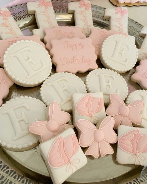 Bows And Bonnets Party, Bows First Birthday Party, Pink And White Cookies, 1st Birthday Pink Theme, Bow Sugar Cookies Royal Icing, Bonnet And Bows Birthday, Pink First Birthday Cookies, Pretty In Pink First Birthday Party, Baby Shower Pink Bow Theme