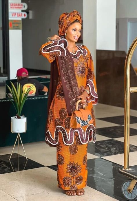 Latest and Best Pictures of Ankara Styles Couture, Three Yards Ankara Gown Styles, Latest Hausa Ankara Gown Styles, Hausa Ankara Styles For Ladies, Latest Skirt And Blouse Ankara Styles, Arewa Hausa Styles, Latest Skirt And Blouse Styles, Ankara Peplum Blouses, Arewa Ankara Gown Styles