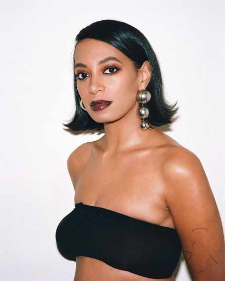 Solange Tattoo, Solange Style, Solange Knowles Style, Black Bob, Solange Knowles, Unique Experiences, Carrie Bradshaw, Black Power, Virgin Hair