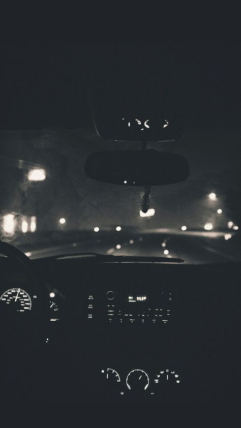 Dark Iphone Backgrounds, Pixel Wallpaper, Empty Road, Car Drive, Wallpapers For Iphone, Boxing Day, Tumblr Wallpaper, Jolie Photo, Night Aesthetic