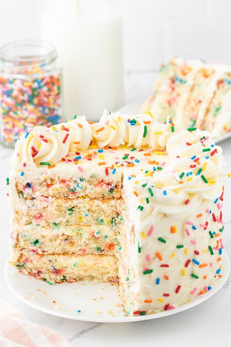 inside shot of a confetti layer cake Pastel, Funfetti Cake From Scratch, Funfetti Layer Cake, Confetti Cake Recipes, Homemade Funfetti Cake, Funfetti Cake Recipe, Classic Vanilla Cake, Funfetti Frosting, Fluffy Buttercream Frosting