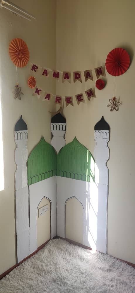 Ramdan Decore Ideas For Kids, Ramadan Decorations In School, Eid Crafts For Kids Ramadan Activities, Diy Mosque At Home, Ramadan Decor For Kids, Ramadan Ideas Decorations, Eid Decoration For School, Diy Ramadan Decorations For Kids, Ramadan School Decorations