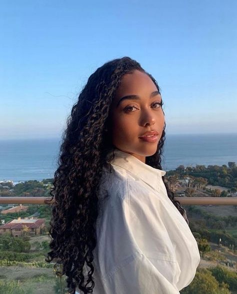 Jordyn's mum Elizabeth opened up about what really happened to Jordyn after she kissed Khloe Kardashian's boyfriend Tristan Thompson Understanding Men, Custody Battle, Jordyn Woods, Gain Confidence, Attract Men, Curly Waves, Brazilian Virgin Hair, How To Gain Confidence, Brazilian Hair