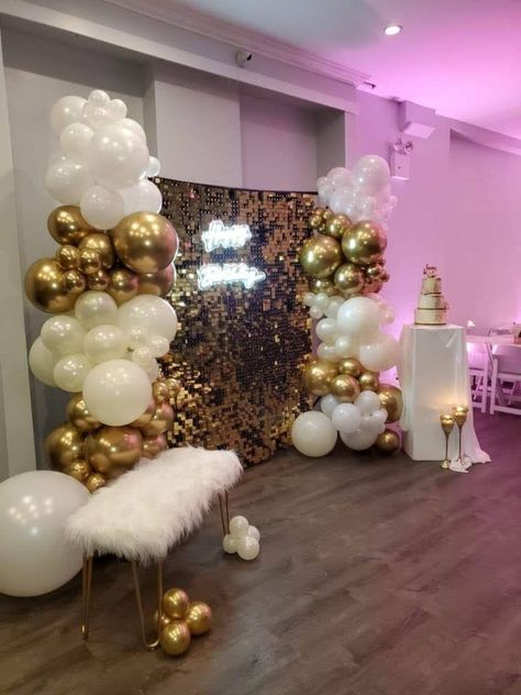 Balloons, Party Decor, background for any occasion. 3 tier cake. Cream Gold Party Decor, Birthday Ideas White And Gold, Red White Gold Decorations Party, Gold And Cream Birthday Party Decor, Gold Prom Theme Decorations, Champagne Gold Decorations, White And Gold Masquerade Party, Birthday Party Gold And White, Foil Balloon Garland