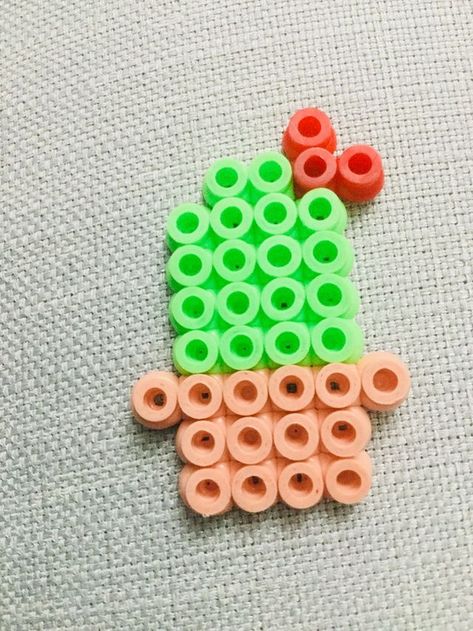 Pyssla Ideas Cute Easy, Perler Bead Patterns Small Easy Cute Animals, Perler Easy, Perleplader Ideas Diy, Pearler Bead Patterns Easy Cute, Pyssla Ideas Cute, Pyssla Ideas Easy, Perler Beads Ideas Easy Cute, Melting Beads Ideas