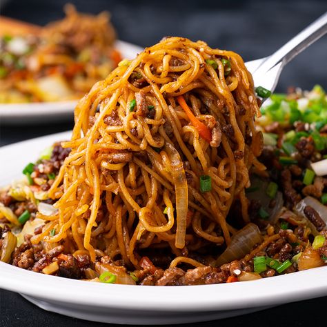 Hoisin Beef Noodles – Marion's Kitchen Hoisin Beef Noodles, Hoisin Beef, Chinese Kool, Marion's Kitchen, Beef Noodles, Minced Meat, Beef And Noodles, Hoisin Sauce, Stir Fries