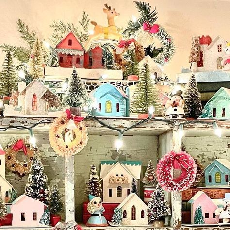 🍒𝙼𝚒𝚌𝚑𝚎𝚕𝚕𝚎🍒 on Instagram: "I finally got my putz village finished! Seems like it’s taking me forever to get Christmas decorating done😤 FYI….I suggest never to do some home renovations in November!! 😆😝 #imtired #vintagechristmasdisplay #vintagechristmas #putzhouse #kitchychristmas #christmas2023 #cubbies #thingsicollect" Vintage Putz House Display, Diy Christmas Houses Village, Putz Houses Display, Putz Village, Village Ideas, Putz House, Merry Bright Christmas, Christmas Village Display, Winter Village