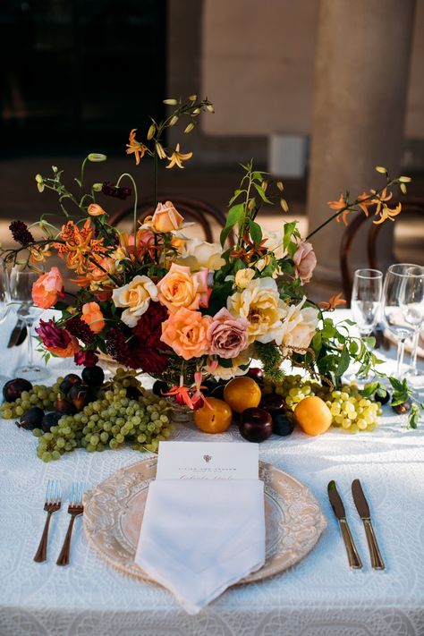 La Tavola Fine Linen Rental: Adelaide Ivory with Hemstitched Ivory Napkins | Photography: Scott Clark Photo, Planning: AE&Co., Florals: Isa Floral, Venue: The Athenaeum, Paper Goods: Tiny Pine Press, Rentals: Daylight Events and Town and Country Event Rentals Ivory Napkins, Italy Amalfi Coast, Italian Inspired Wedding, Bride Reception Dresses, Baroque Wedding, California College, Weddings In Italy, Italy Amalfi, Italian Theme