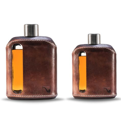 Never Overfill Your Flask! No Metallic Taste! We have been looking for a good glass flask forever! This is the one! Help these guys get started they are awesome! #flask #flasks #bourbon #bourbontasting #singlebarrel #whiskey #whiskeyflask #glassflask #spirits Flasks For Men, Whiskey Shelf, Japanese Garden Tools, Flask Design, Whiskey Flask, Bourbon Tasting, Liquor Flask, Glass Flask, Perfume Bottle Design