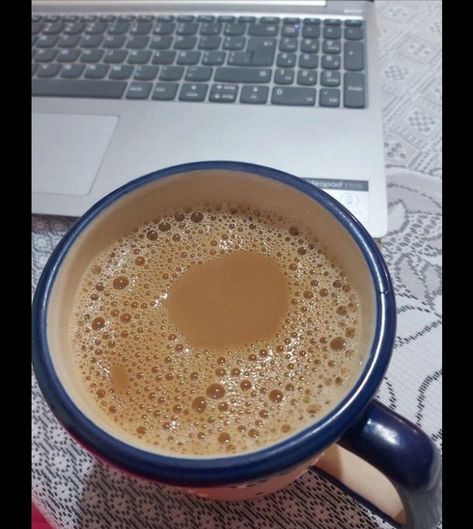 Tea time Chai Tea Pics, Chocolate Tumblr, Simple Diet, Healthy Valentines, Office Aesthetic, Cafe Aesthetic, Foodie Instagram, Coffee Obsession, Heart Emoji