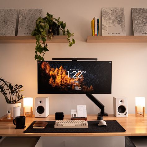 Minimal Desk Setups - The Shop