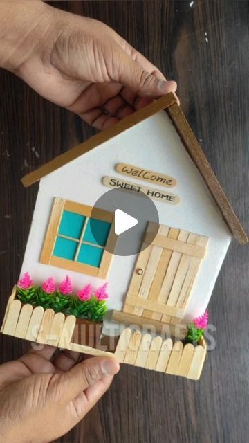 Diy Crafts Love, Cardboard Crafts Diy, Easy Paper Crafts Diy, Hand Crafts For Kids, Handmade Paper Crafts, Diy Paper Crafts Decoration, Diy Crafts Paper Flowers, Diy Crafts For Kids Easy, Fun Easy Crafts