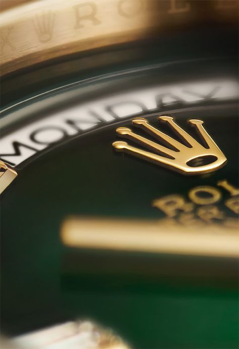 Rolex Dial Wallpaper, Rolax Man Watch, Luxury Watches Wallpaper, Rolex Aesthetic Wallpaper, Green Aesthetic Luxury, Rolex Background, Rolex Branding, Green Luxury Aesthetic, Rolex Wallpapers