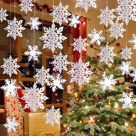 12 Trends for Christmas Decor in 2022 Snöflingor I Papper, Snowflake Swirl, Wonderland Party Decorations, Christmas Snowflakes Decorations, Winter Wonderland Decorations, Christmas Decorations Apartment, Winter Onederland Birthday, Snowflake Garland, Christmas Apartment