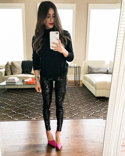 Black Sequin Pants Outfit, Sequins Leggings Outfit, Hanukkah Tree, Sequins Pants Outfit, Black Sequin Pants, Glitter Leggings, Sequin Leggings, Perfect Fall Outfit, Fall Leggings