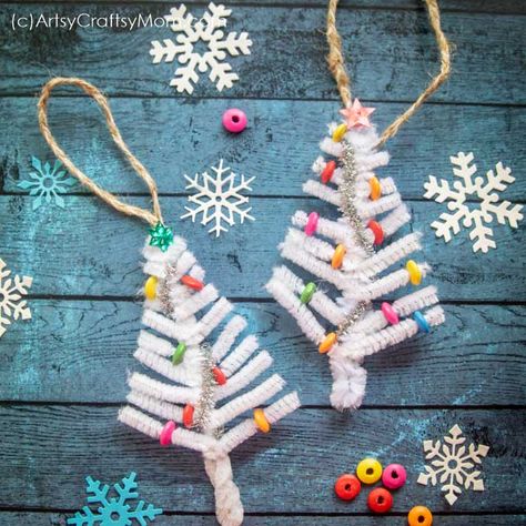 Christmas Crafts Pipe Cleaners, Pipe Cleaner Christmas Tree, Pipe Cleaner Christmas, Christmas Tree Ornament Crafts, Dreaming Of A White Christmas, Ornament Craft, Christmas Crafts For Kids To Make, Kids Christmas Ornaments, Christmas Arts And Crafts