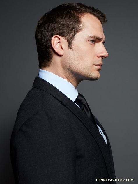 Imgur: The most awesome images on the Internet Henry Cavill News, Side Portrait, Male Profile, Face Profile, Magazine Pictures, Batman And Superman, Male Portrait, Henry Cavill, Male Face