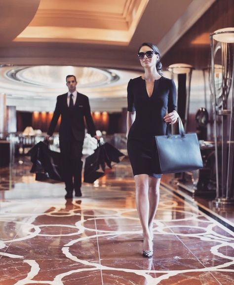 Luxury Lifestyle Wealthy Lifestyle Luxury, A Man In A Suit, Man In A Suit, Wealthy Lifestyle, Luxury Lifestyle Fashion, Luxury Lifestyle Women, Neuer Job, Rich Girl Lifestyle, Rich Lifestyle