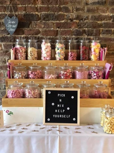 Simple Candy Bar Ideas, Sweet Station Ideas Birthday Parties, Popcorn And Candy Bar Wedding, Sweet Tables Ideas, Wedding Sweetie Table, Sweets At Wedding, Candy Table Wedding Ideas, Crisp Table Wedding, Pic N Mix Wedding Sweets