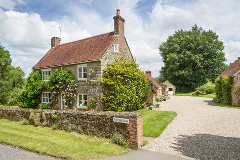 Uk Farmhouse, English Farm, English Farmhouse, Bedroom Victorian, Large Greenhouse, Countryside House, Brick Facade, Farmhouse Interior, English House