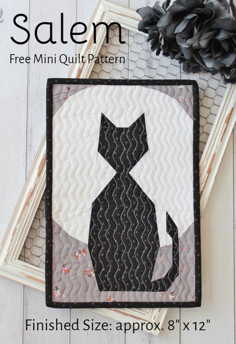 https://threadbarecreations.blogspot.com/2018/09/free-pattern-salem-mini-quilt.html?m=1 Threadbare Creations, Cat Quilt Block, Pet Crafts, Halloween Quilt Patterns, Cat Quilt Patterns, Mini Quilt Patterns, Halloween Sewing, Nancy Zieman, Fall Sewing