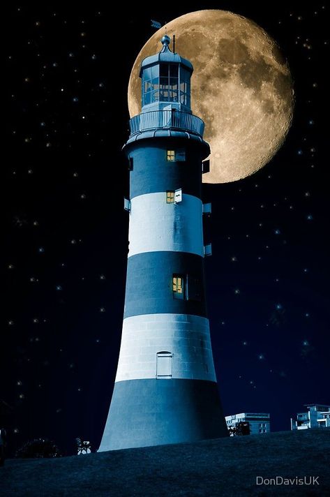 Lighthouses Photography, Lighthouse Photos, Lighthouse Painting, Lighthouse Pictures, Lighthouse Art, Beautiful Lighthouse, Beacon Of Light, Beautiful Moon, Water Tower