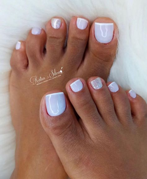 wedding toe nails, wedding toe nail color, wedding toe nail designs, toe nail designs french tip, wedding pedicure, cute toe nail designs, wedding toe nails for bride, toe nails design white, bride pedicure, bridal toe nails, wedding toe nails 2022 Toenails For Beach Vacation, Something Blue Toenails Wedding, Bridal Pedicure Toenails Something Blue, Wedding Nails For Beach Wedding, Blue Wedding Pedicure, Summer Beach Pedicure Ideas, Vacation Nails Pedicures, Pedicure For Vacation, Beach Nails Pedicure