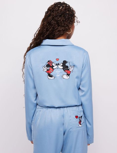 Search: 20 results found for "disney mickey mouse" – Samii Ryan Matching Sweat Set, Mouse Embroidery, Disney Outfits Women, Mickey Mouse And Minnie Mouse, Disney Themed Outfits, Disney World Outfits, Sweatsuit Set, Satin Jacket, Satin Jackets