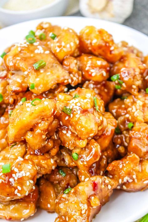 Thai Sweet Chili Chicken Spicy Thai Chili Sauce, Healthy Thai Chicken, Thai Chili Chicken, Sweet Chili Sauce Chicken, Sweet Chili Sauce Recipe, Sweet Chilli Chicken, Sweet Chili Chicken, Thai Chili Sauce, Thai Chili